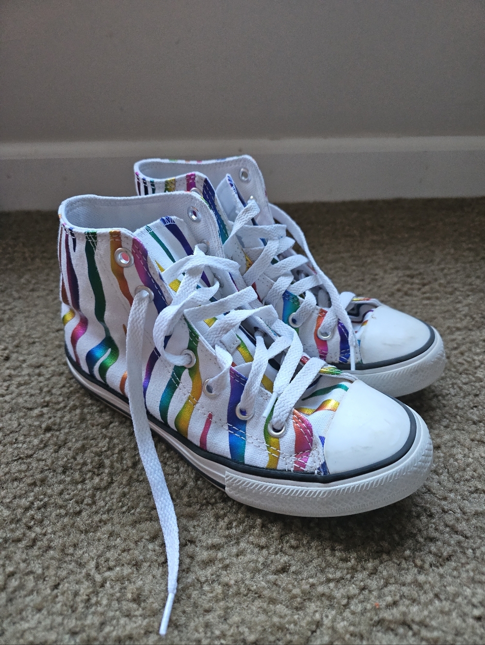 Kids Converse High Tops Size 2youth